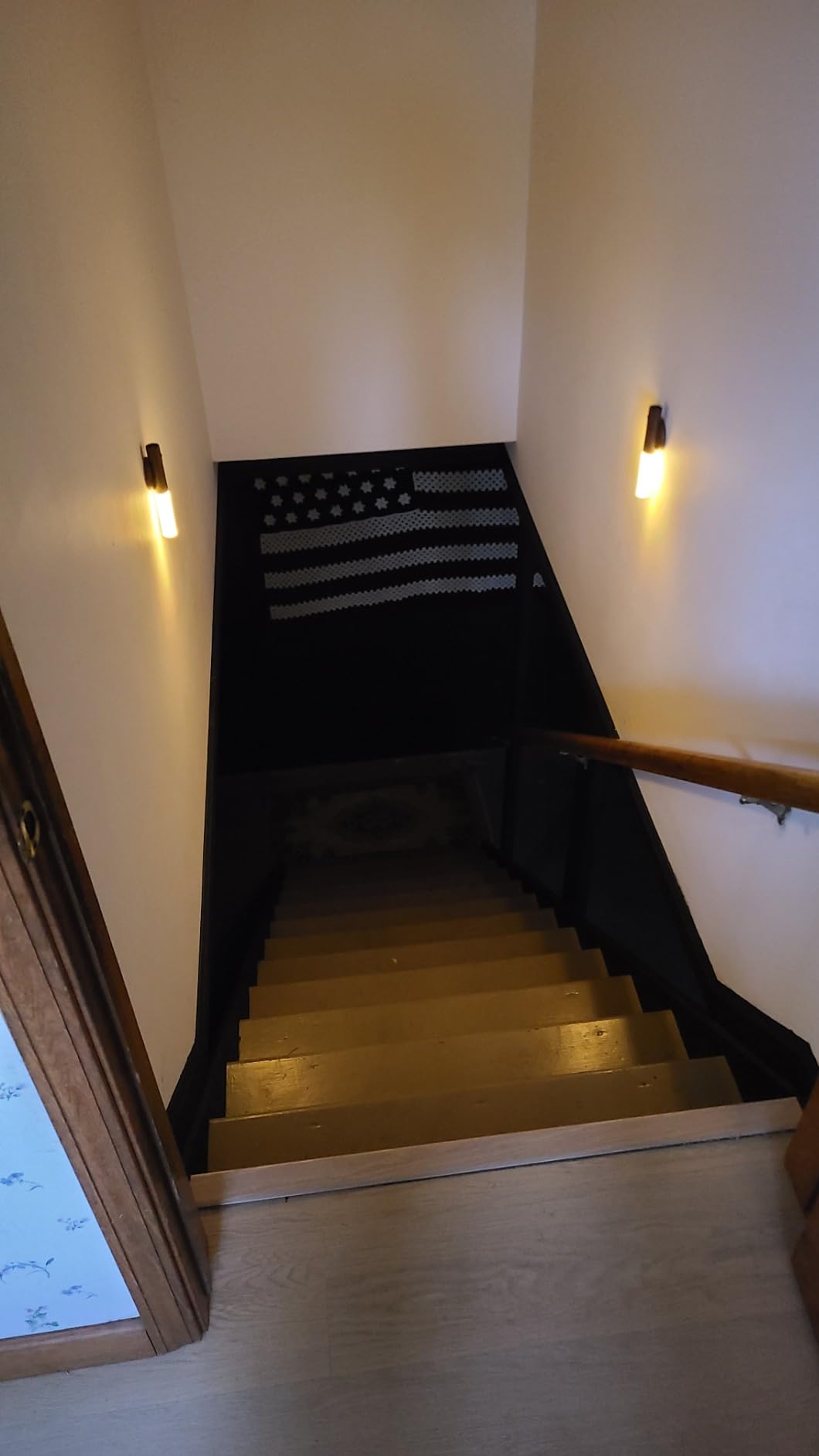 Luz Nocturna Recargable con Sensor de Movimiento